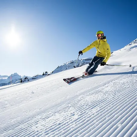 Hotel Explorer Stubaital 4*
