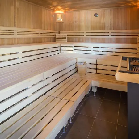 Explorer Stubaital Hotel 4*