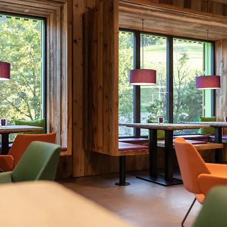 Explorer Stubaital Hotel 4*